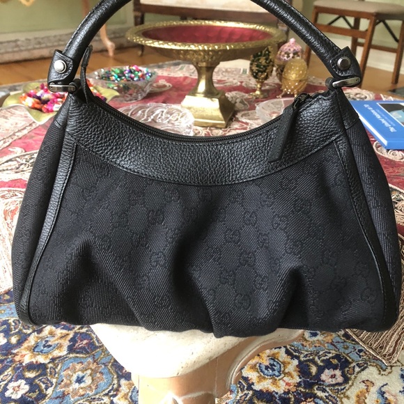 Gucci D-Ring Black Hobo Bag - Picture 4 of 9